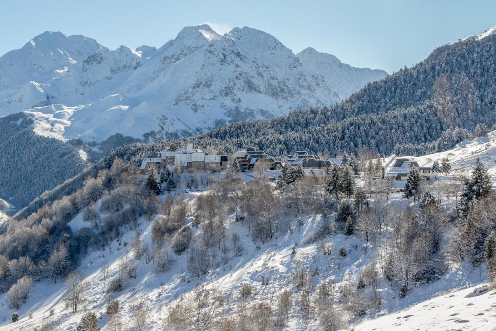 Les Gourgs Blancs - 80M Des Pistes - 6 Personnes Leilighet Génos Eksteriør bilde